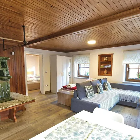 Apartmaji Tina شقة *