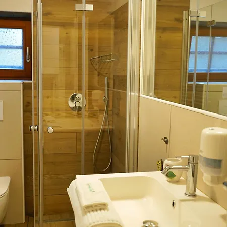 Apartmaji Tina * Zgornje Gorje