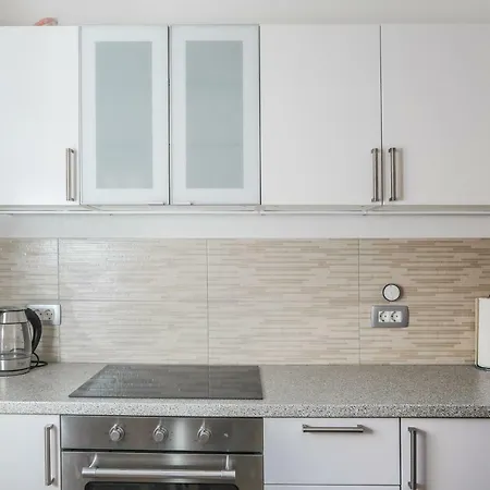 Apartmaji Tina Apartment