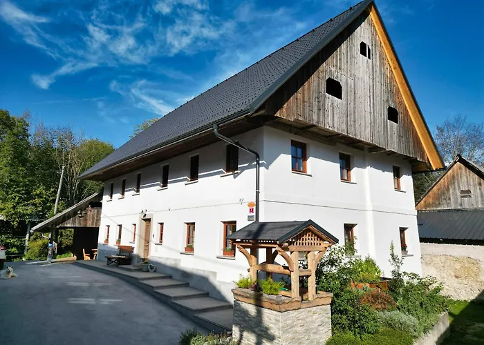 Apartmaji Tina Apartament *