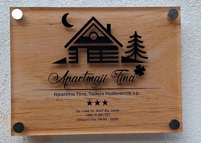 Apartmaji Tina *
